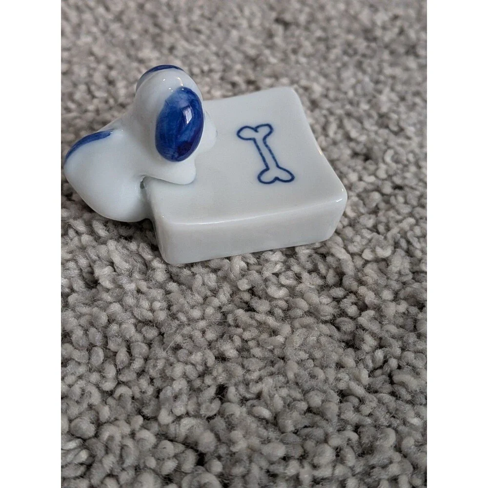 Chopstick Rests Porcelain Dog Blue White Trinket Figurine
